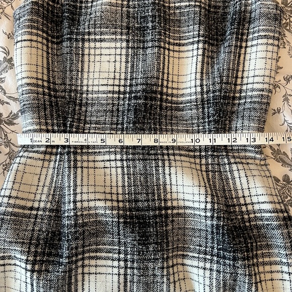 Authentic Oscar De la renta wool sleeveless dress - Picture 6 of 11